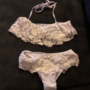 White lace bikini
